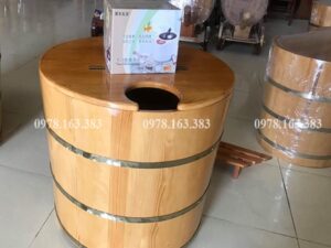 bồn tắm gỗ thông xông hơi hình tròn