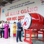 đánh trống khai giảng trường học