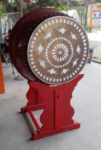 trống trường cao đẳng