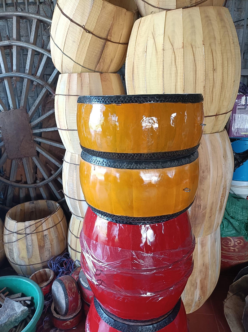 Nguyên liệu làm trống gỗ da trâu, trống cúng