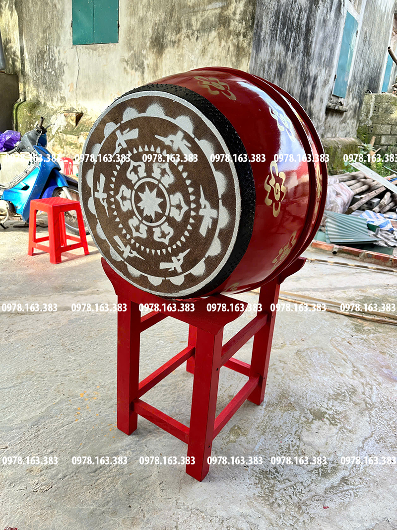 trống trường trung học cơ sở