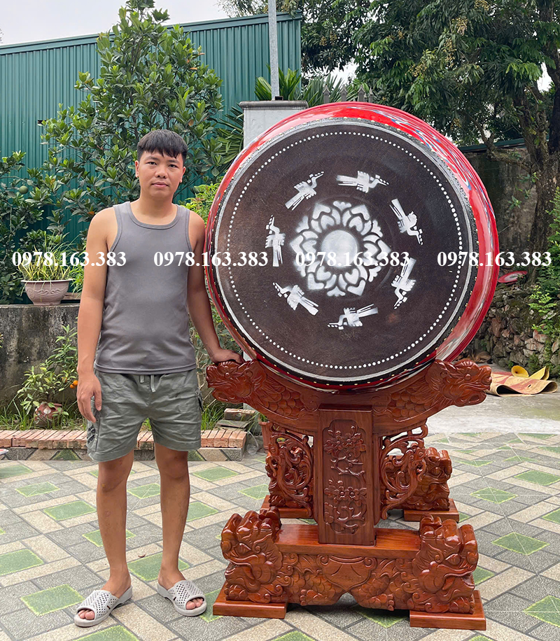 trống đình làng giá đỡ trạm khắc